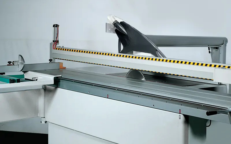 Formátovací pila s předřezem GRIGGIO QUADRA 400 standard