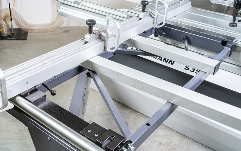 Formátovací pila s předřezem NIKMANN S350 podpěrný rám s příčným pravítkem